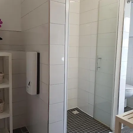 Hébergement de vacances Ferienhaus Gartenidyll Altenkirchen (Mecklenburg-Vorpommern)